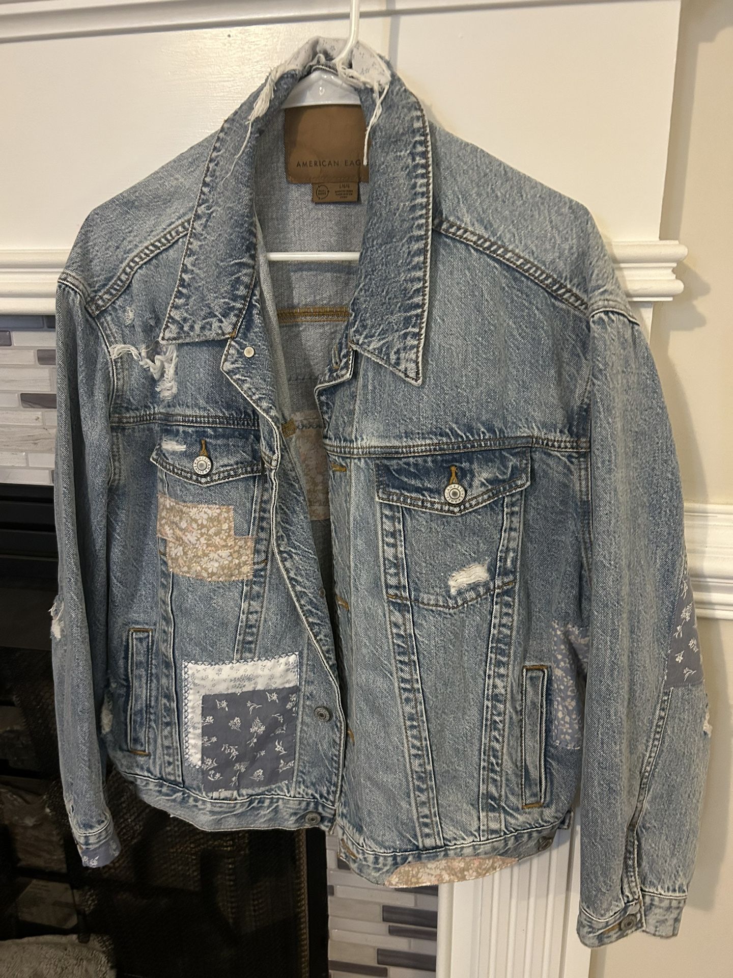 Women’s American Eagle Distressed Denim Jacket