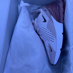 Pink Nike Air Max 270