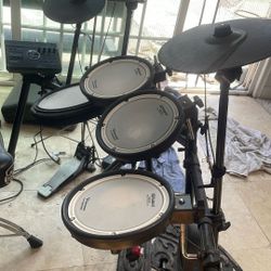 Roland TD-17 Electric Drum set