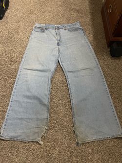 Used Light Blue Levi’s Baggy Jeans