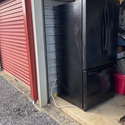 Kenmore Refrigerator 
