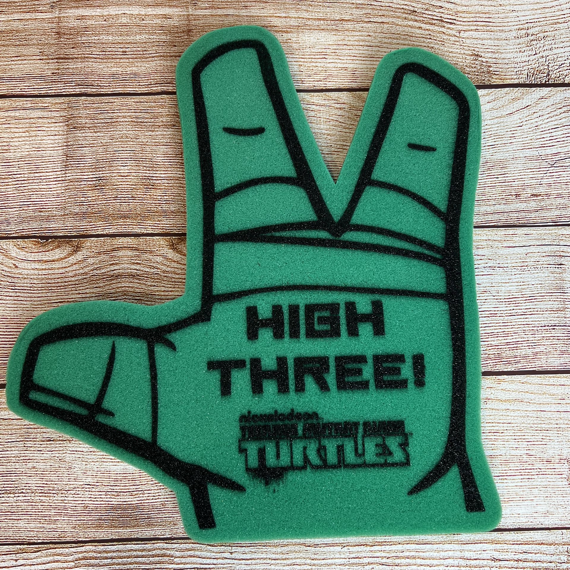 Teenage Mutant Ninja Turtles High Three Foam Hand SDCC San Diego Comic Con