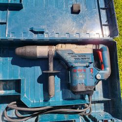 BOSCH ROTARY HAMMER $249