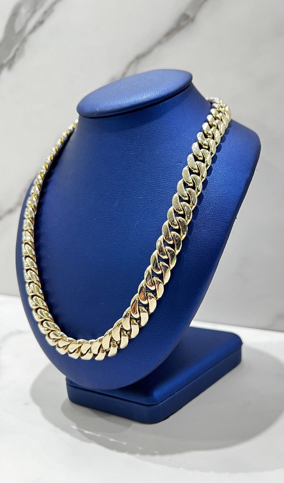 Womans Or Small Neck 10k Cuban Link Choker Chain