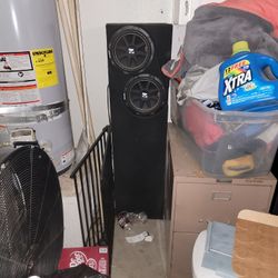 Custom Chevy Extended Cab Speaker Box 