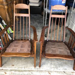 Twin Mid Century  Teak Wood Armchairs In Good Condition 