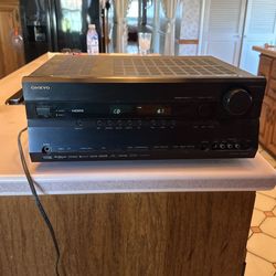 Onkyo Receiver  TX-SR605