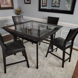 Dining Room Table 