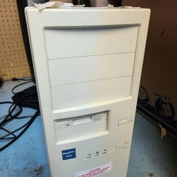 Pair A Vintage PCS 286  25 Mhz And 486 80mhz