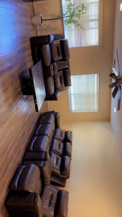 Sofa set with table perfect condition .. rarely used