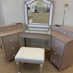 Vanity Make Up Table LED with Chair