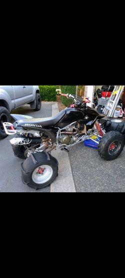 2005 Honda TRX 450R With title