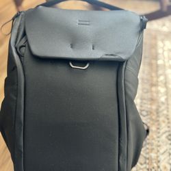 Peak Design 30L Everyday Backpack / Camera Bag - Like New!