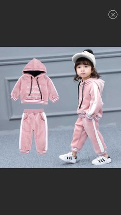 NWT pink Girls Velvet 2 Pcs jogger set size 5T