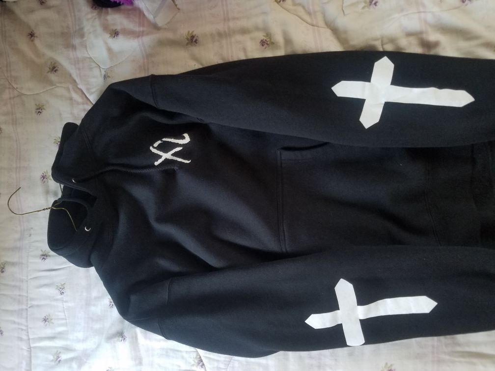 The Weeknd Limited Edition Sweater (Medium) from Pacsun