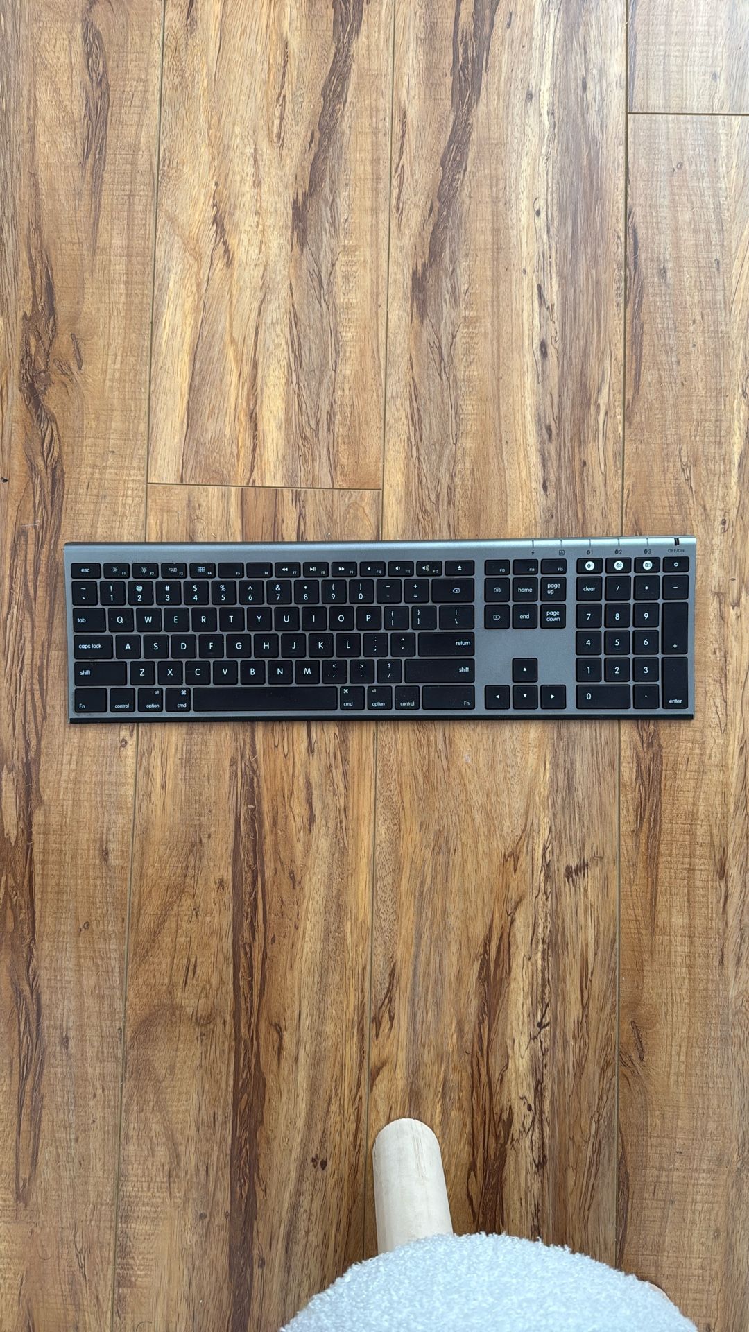 Wireless Bluetooth Keyboard, Chargeable  