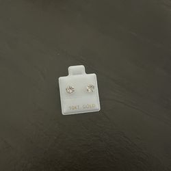 10K Gold Oval Clear Stone Earrings