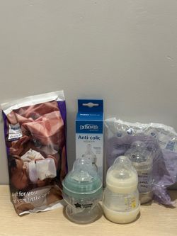 NEW BOTTLE BUNDLE 5 FOR $25 NEWBORN BABY -All anti colic GENDER NEUTRAL