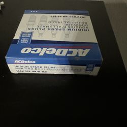 ACDelco Spark Plugs NEW