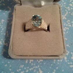 Silver Ring. New. Size 8