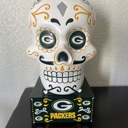 Green Bay Packers Sugar Skull Statue NFL