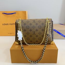Luxury Women’s Shoulder Bag