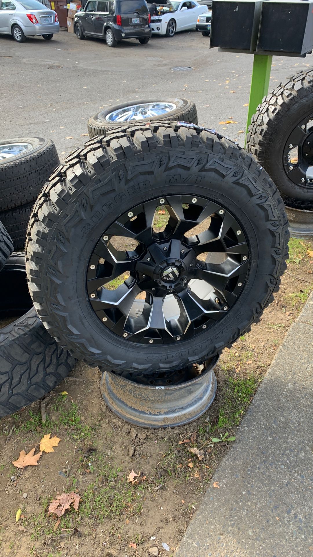 18 INCH WHEELS AND TIRES ‼️ 5 wheels‼️5 Tires