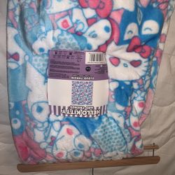 Hello Kitty Blanket