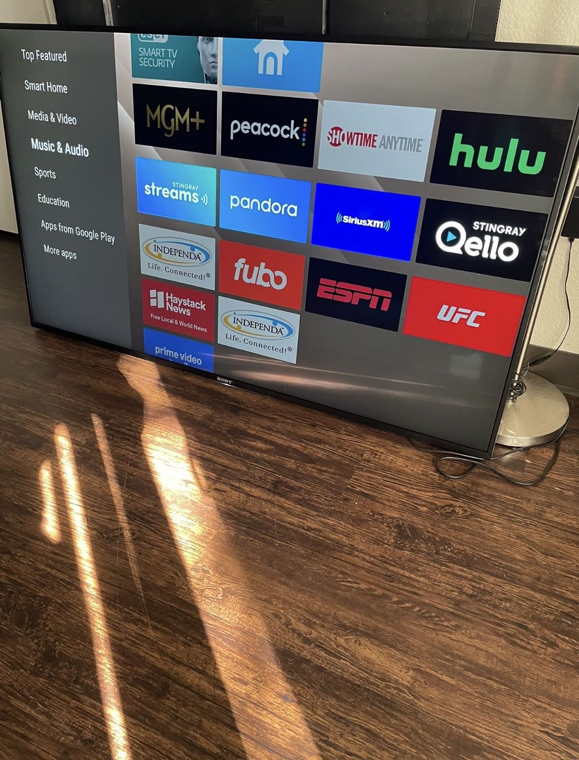 75”Sony Bravia 4K 2160p UHD Smart Tv Android Model KD-75X850F