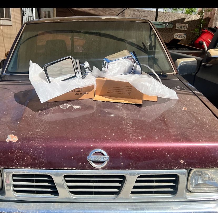 Nissan pickup Side mirrors / Espejos