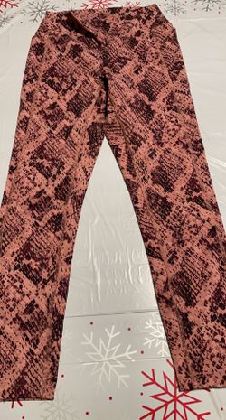 VS Pink — Leggings And Sports Bra