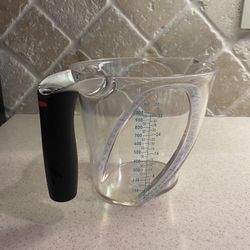 4 Cup Measuring Cup —-Make An Offer