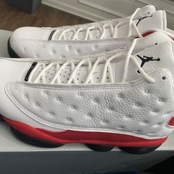 Jordan 13 Cherry Chicago Size 10