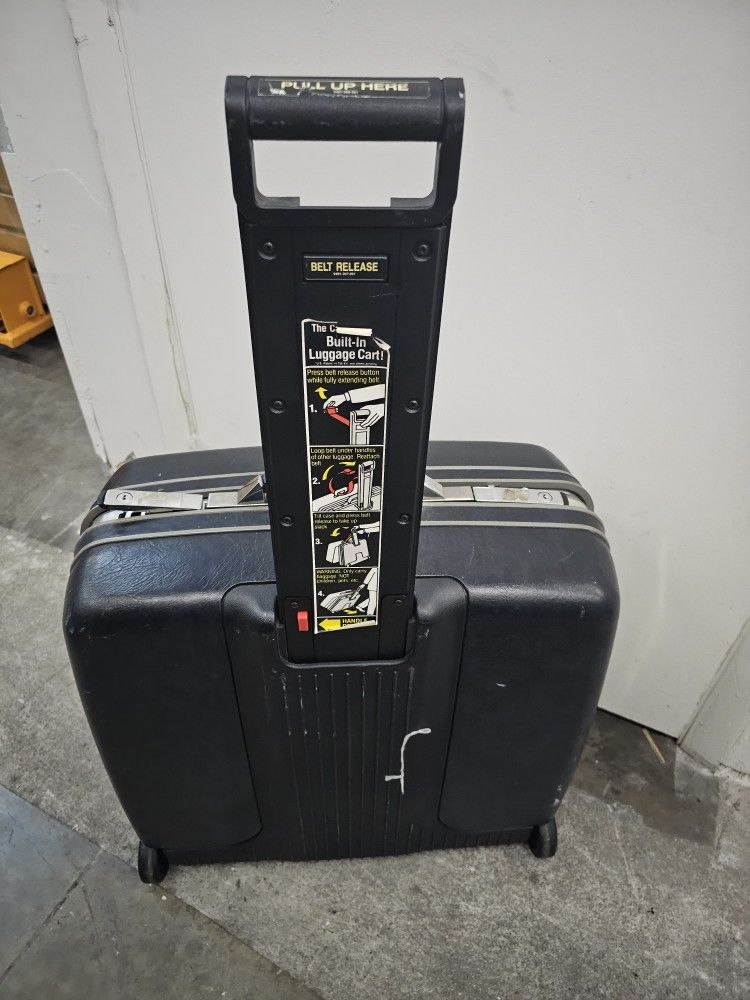 Vintage Samsonite Hard Rolling Luggage Suitcase With Keys 