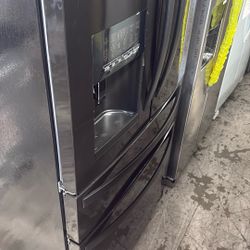 Whirlpool Refrigerator 