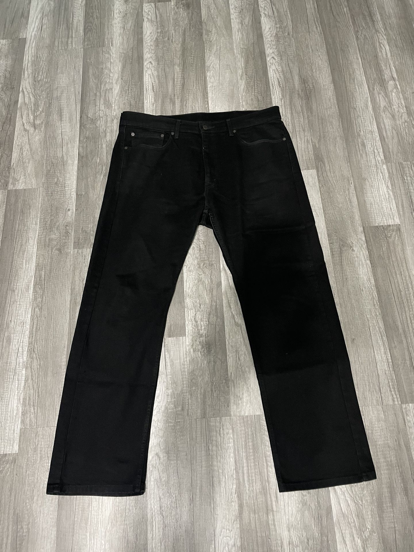 Black 506 Levi Jeans