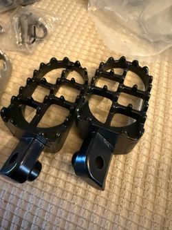 Dirtbike Footreat, footpegs