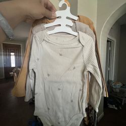 NWT - Cloud Island 3Pck Long Sleeve Bodysuit 12M