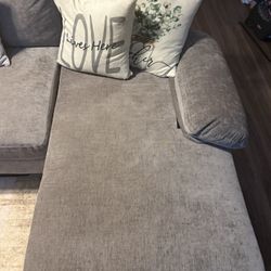 Beautiful U Shaped Sectional Couch Really Good Condition