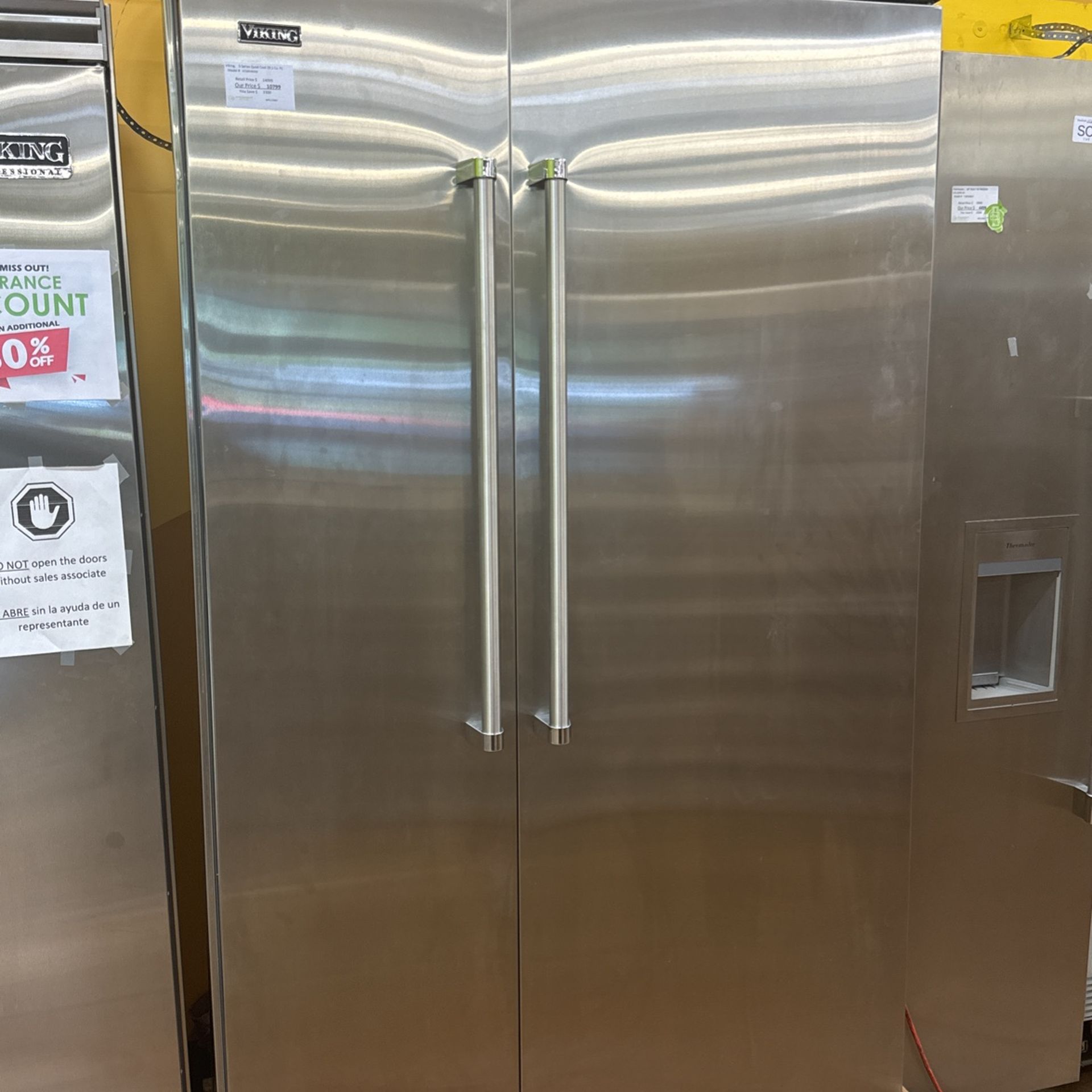 Viking 42 Series Quite Cool 29.1 Refrigerator