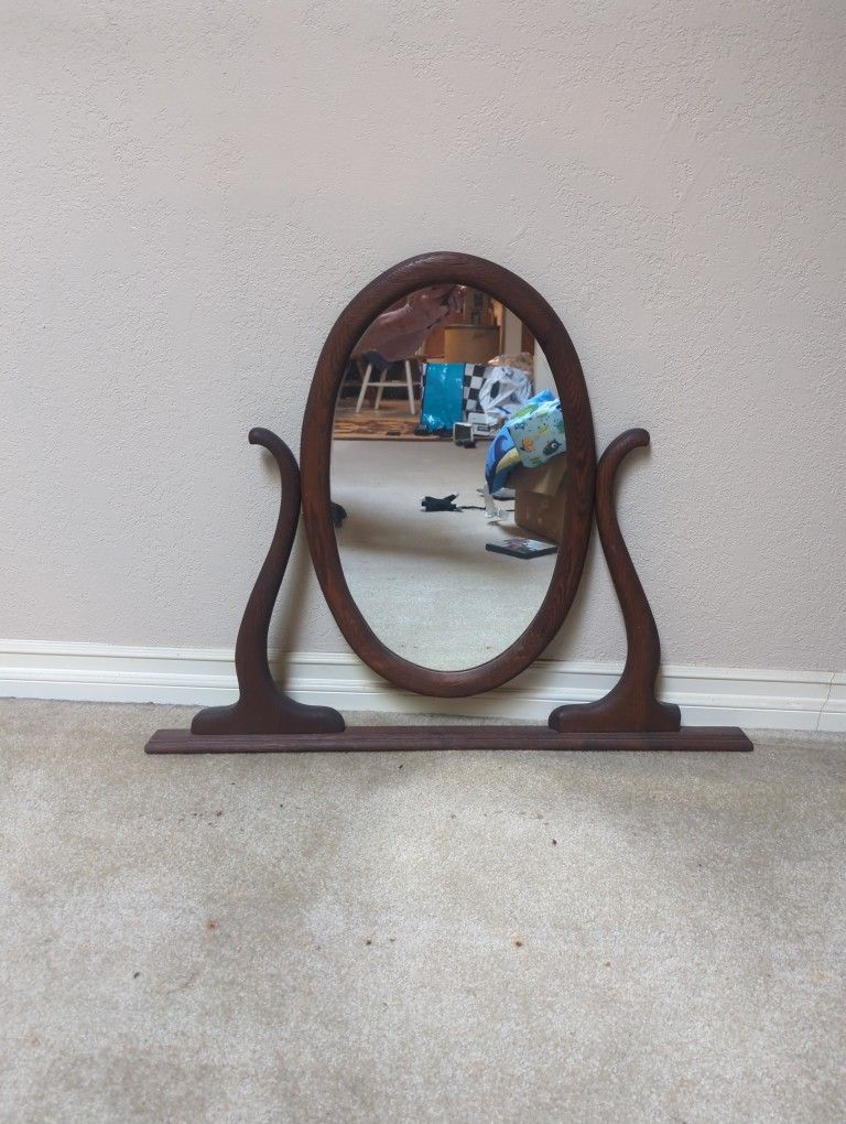 Oval Mirror For A Dresser