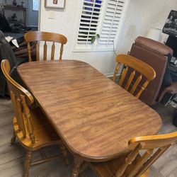 Wooden Dinning  Room Table 