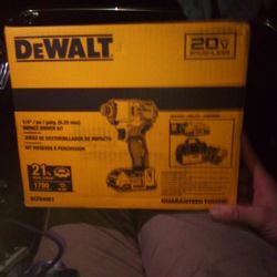 DeWalt 20 Volt Impact And Drill 