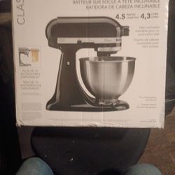 Classic Kitchen Aid Blender 