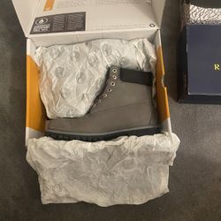 Grey Timbs 