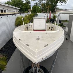 1994 Outboard Project Boat  Cape Craft 18’