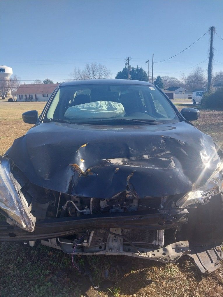 Auto Vendo Nissa 2013