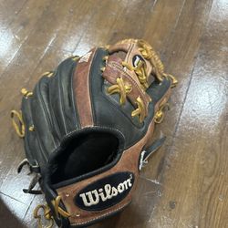 Wilson A2K Glove 