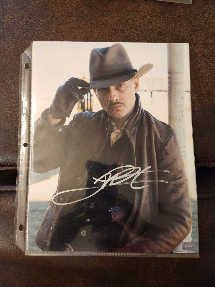 Signed Photo Of Actor Logan Marshall 9x12 w/coa