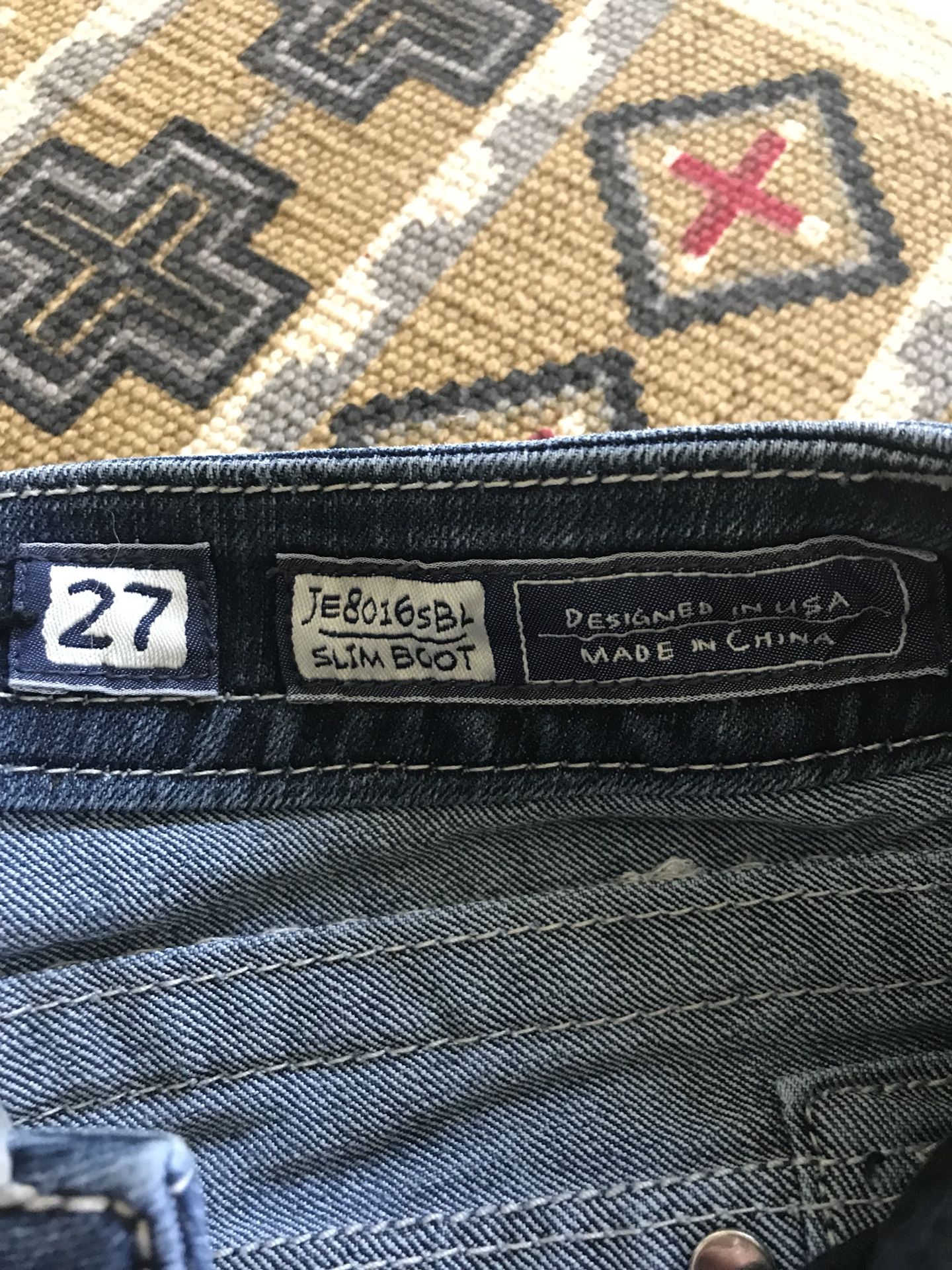 Miss Me slim boot cut jean size 27 inseam 32